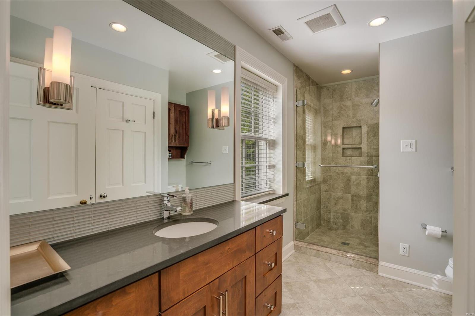 Ladue Acres - Residential