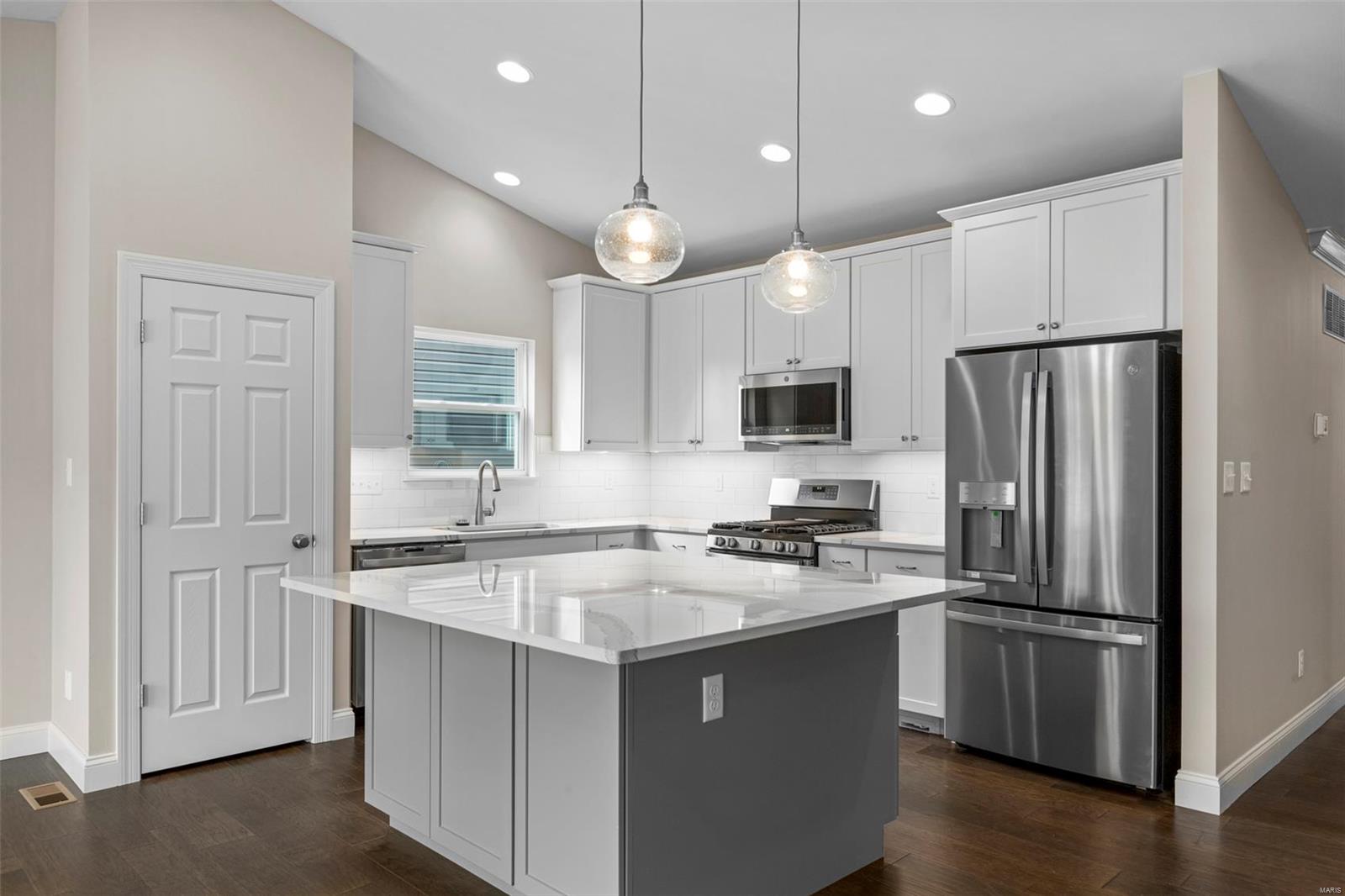 Parkview Manors - Residential