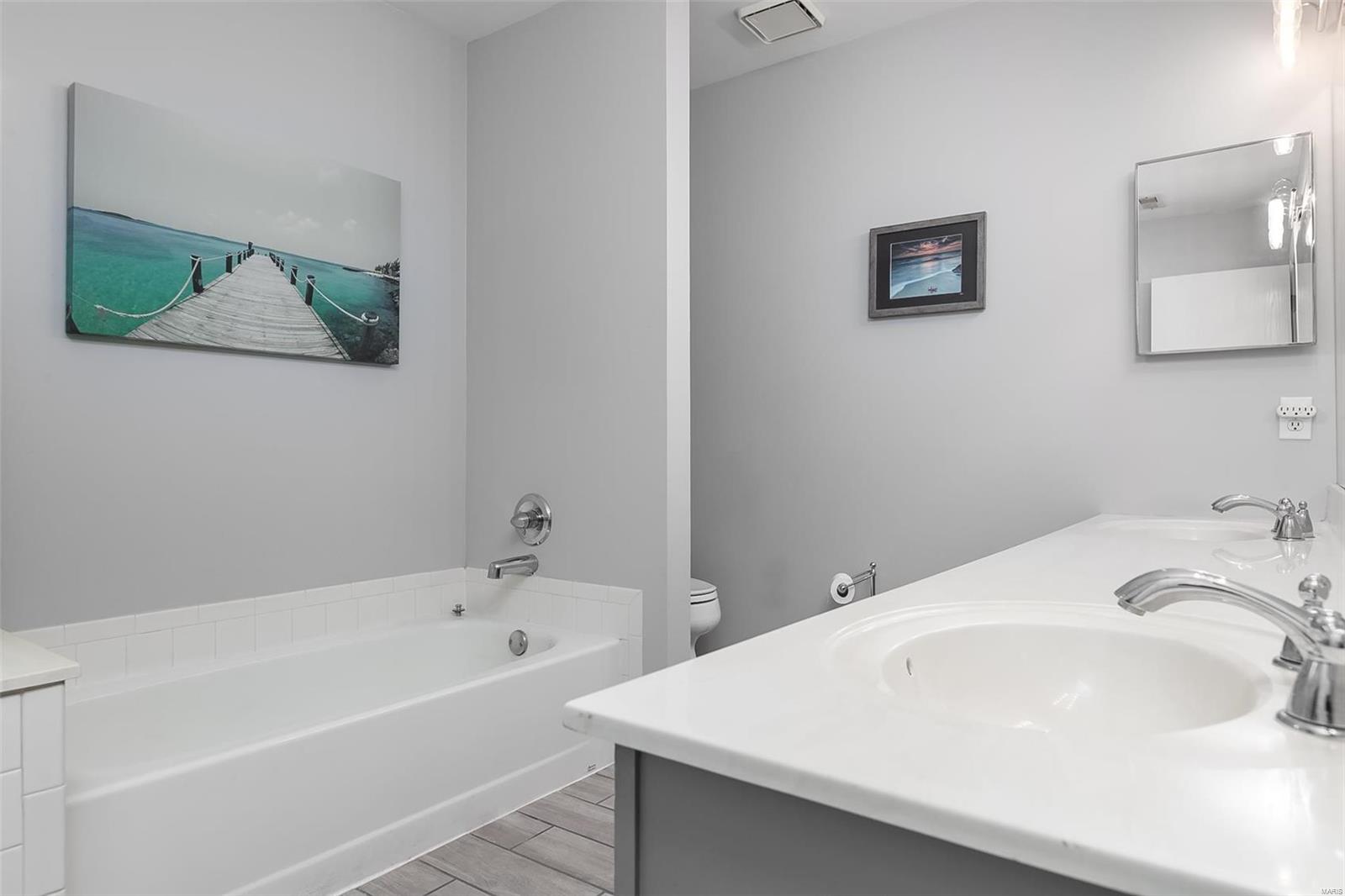 Autumn Lakes Condo Eight - Residential