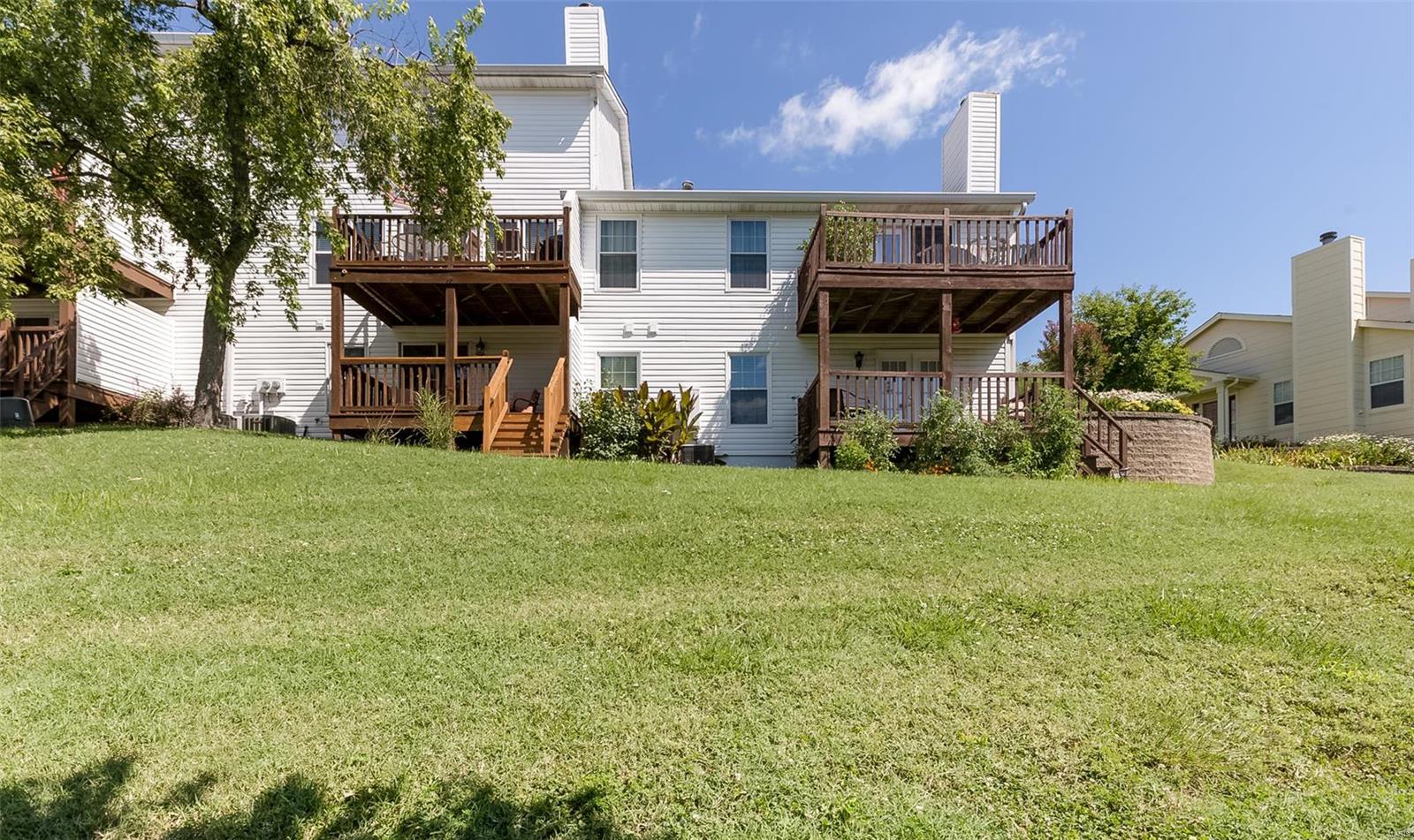 Autumn Lakes Condo Eight - Residential