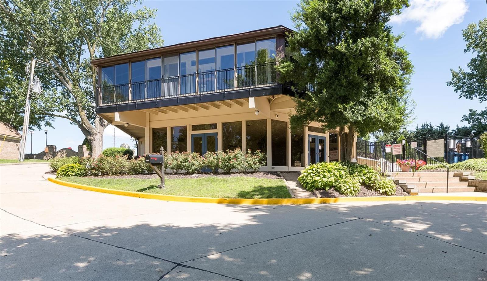Autumn Lakes Condo Eight - Residential