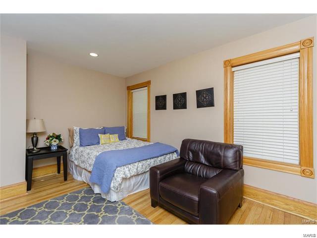 6334 Southwood Condo - Residential