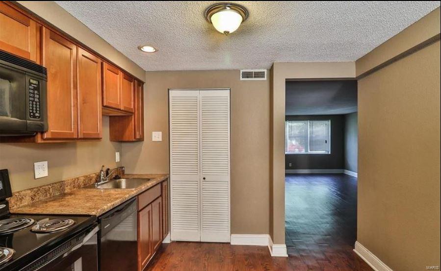 Blackberry Terrace 2nd Addition - Residential Income