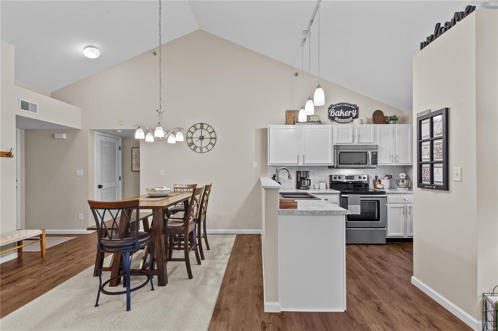 Arbor Creek Condo Two - Residential
