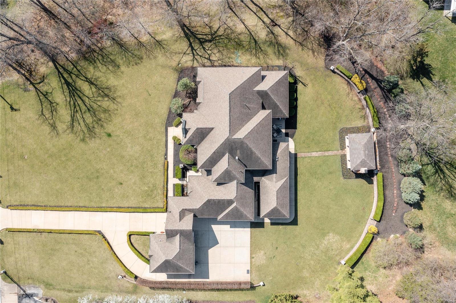 J C Thomassin Estate - Residential