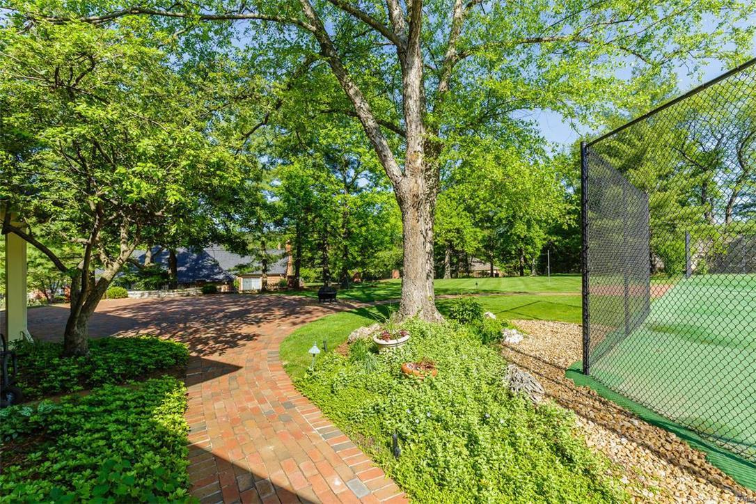 Kings Glen - Residential