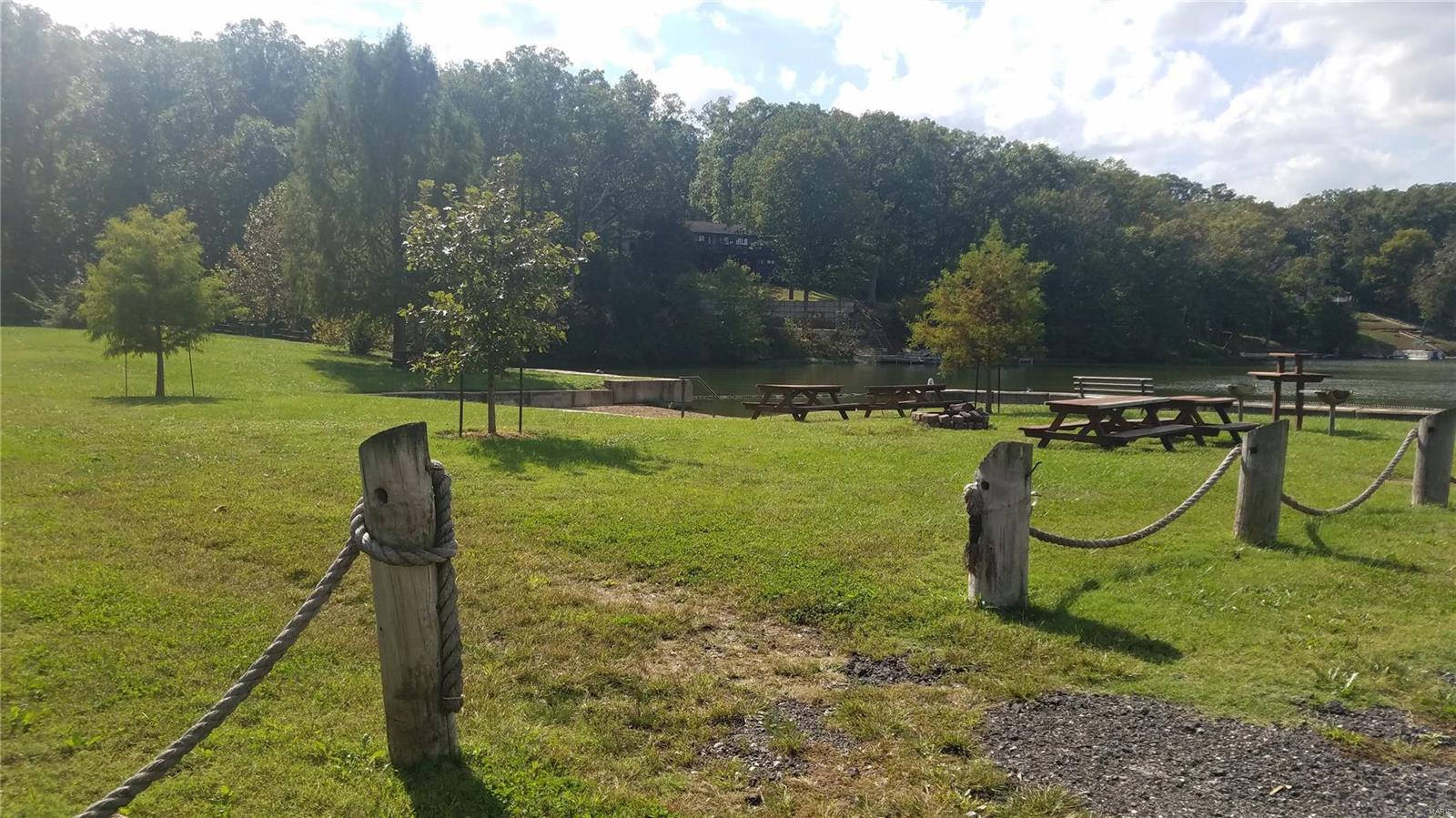 Lake Tishomingo - Land