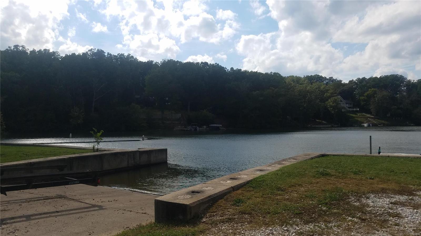 Lake Tishomingo - Land