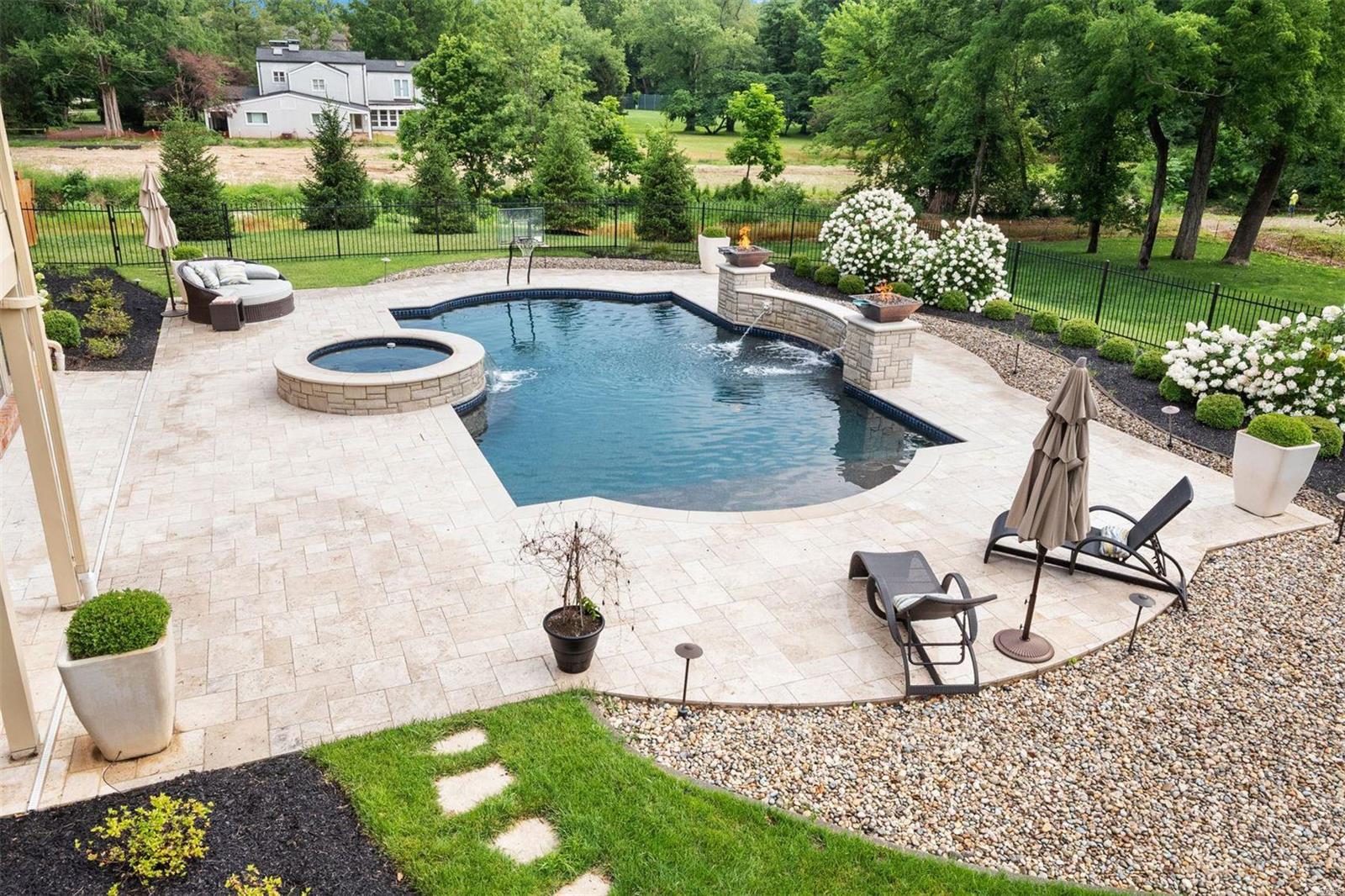 Overbrook Estates Lt 8 Resub - Residential