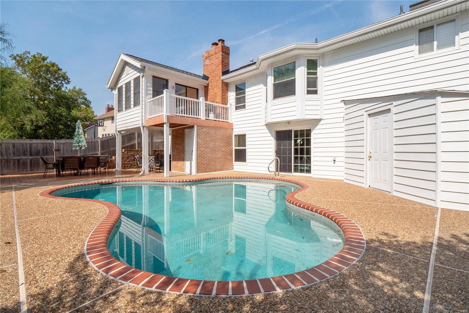 Heritage #23 - Residential