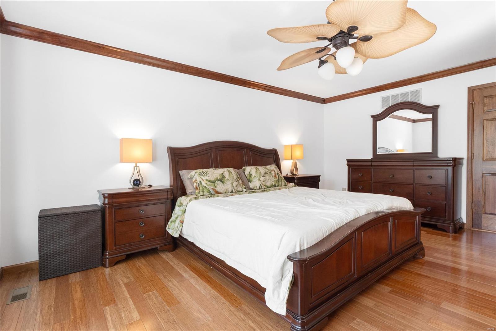 Heritage #23 - Residential