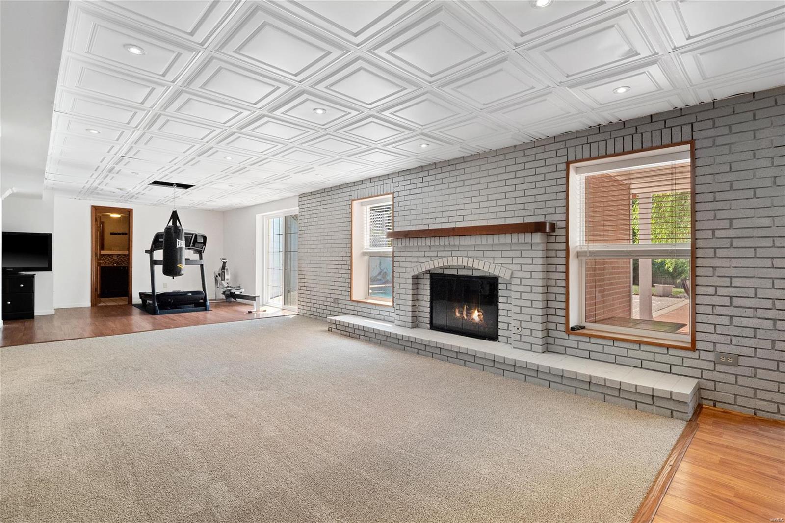 Heritage #23 - Residential