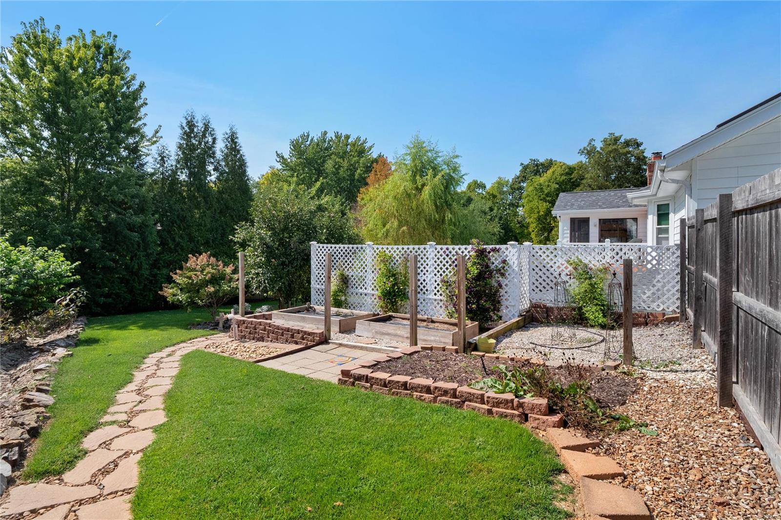 Heritage #23 - Residential