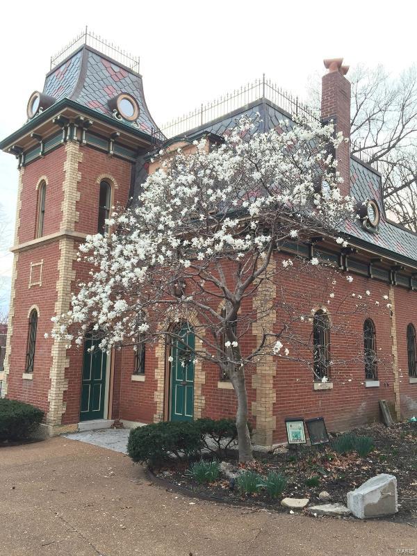 Waverly Condo - Residential