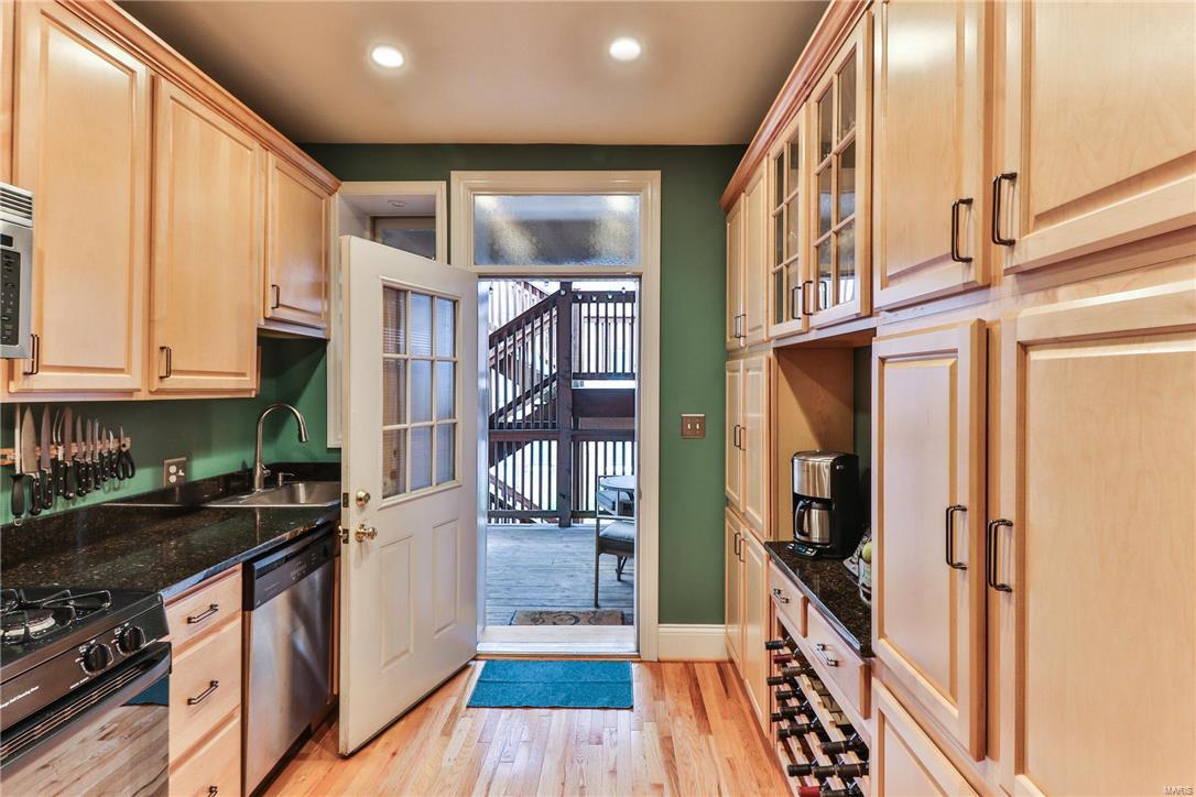 Waverly Condo - Residential