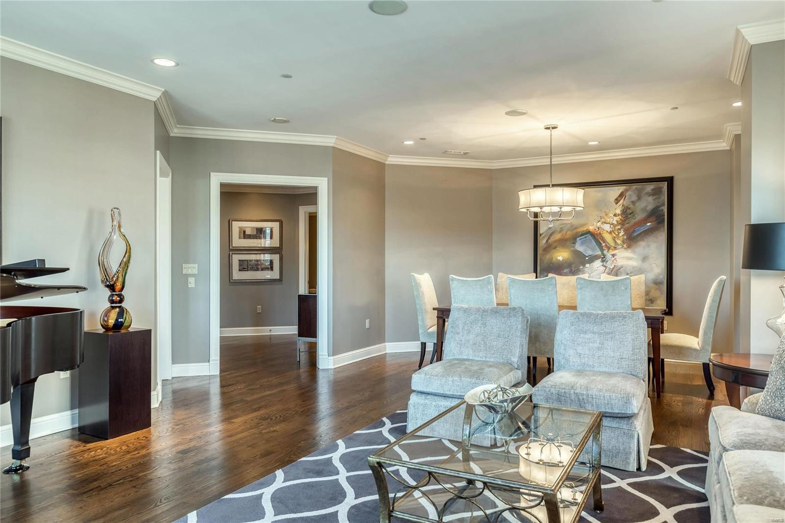 Plaza In Clayton A Condo The - Residential