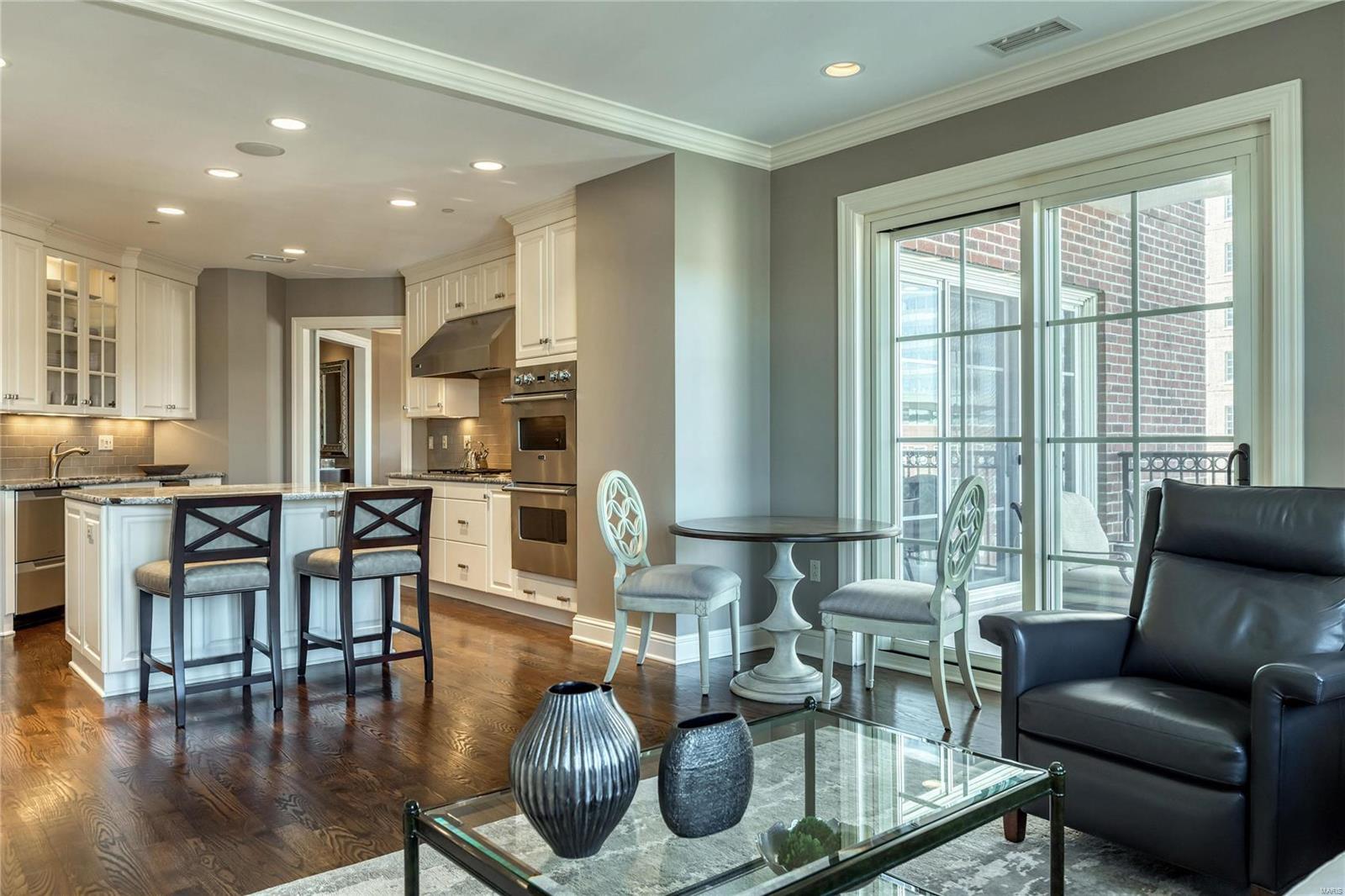 Plaza In Clayton A Condo The - Residential