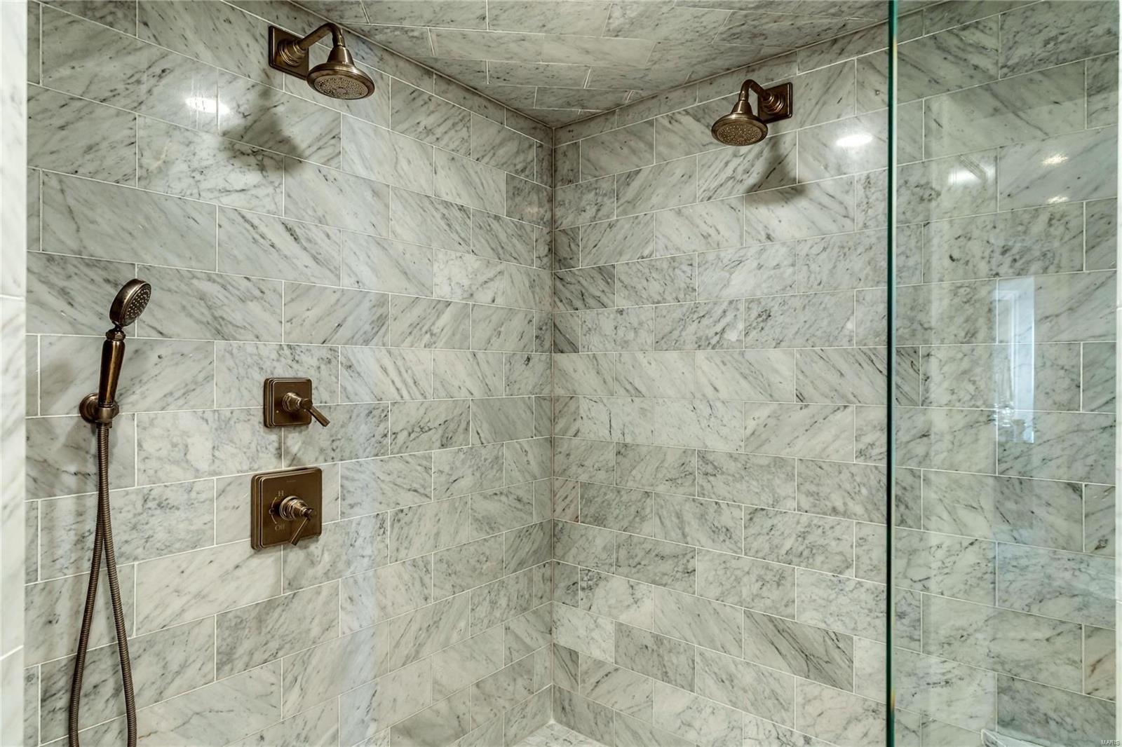 Plaza In Clayton A Condo The - Residential