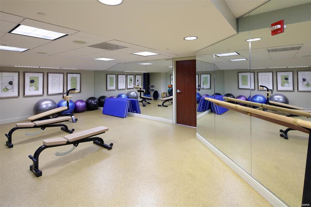 Plaza In Clayton A Condo The - Residential