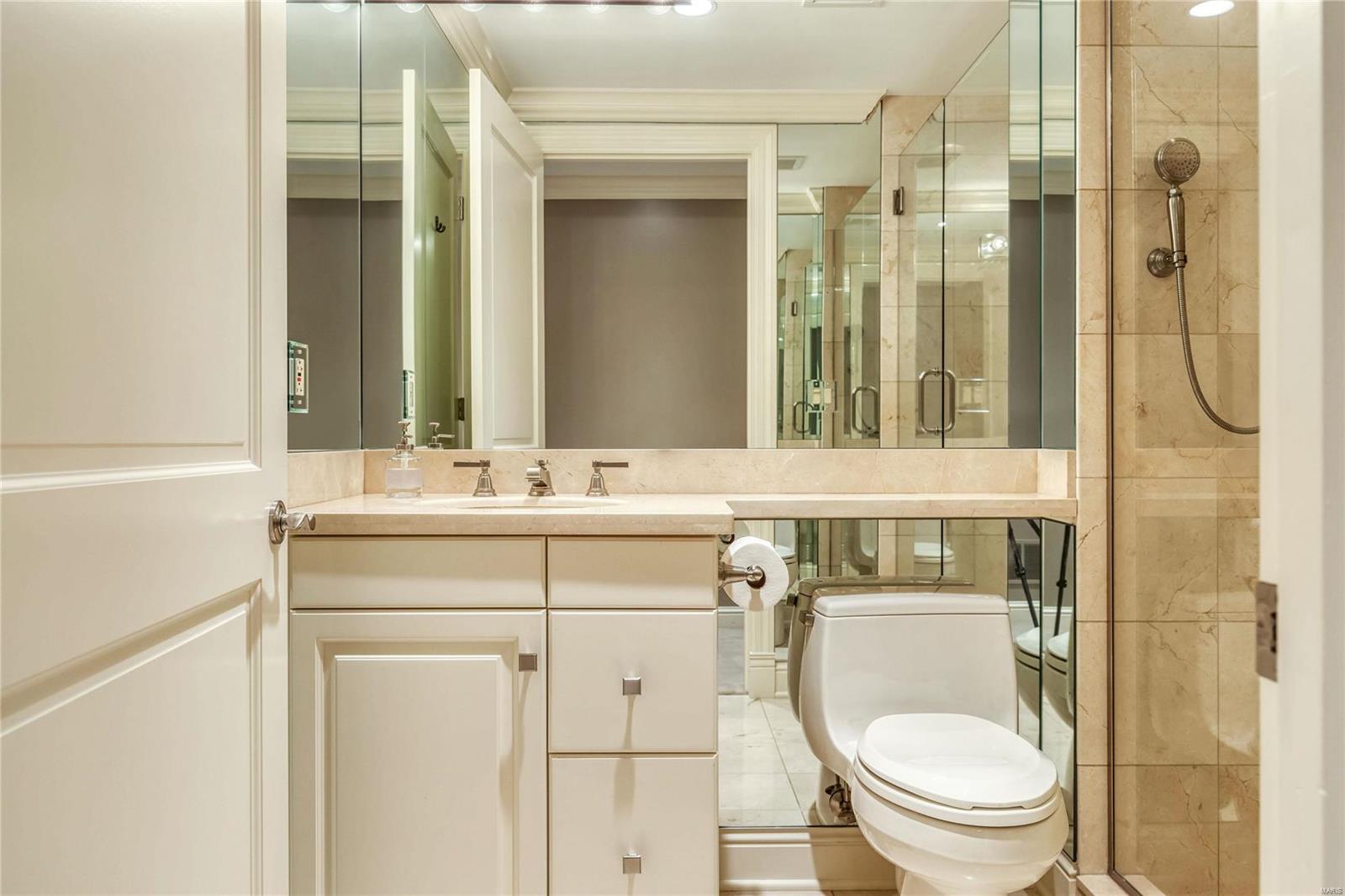 Plaza In Clayton A Condo The - Residential