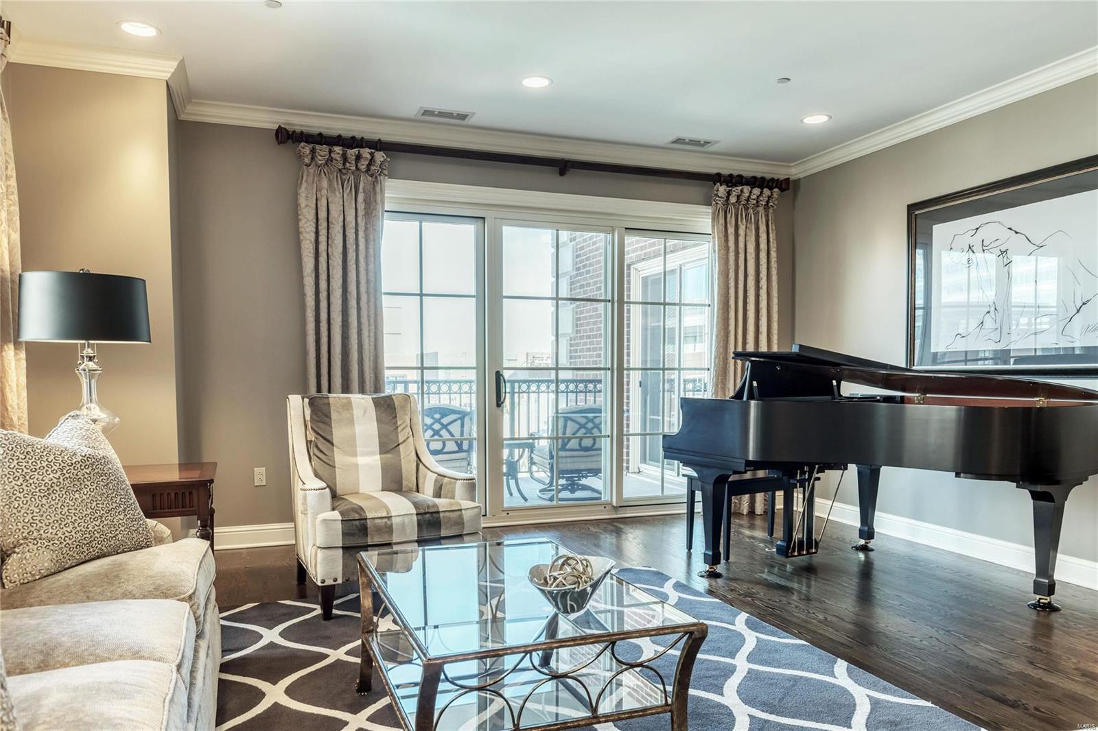 Plaza In Clayton A Condo The - Residential