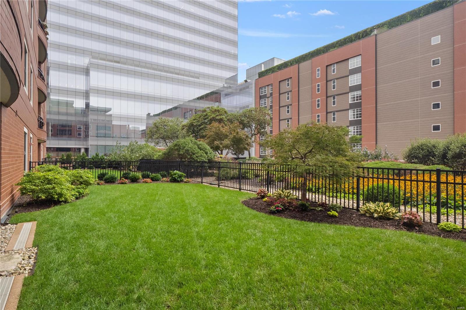 Crescent Condo - Residential