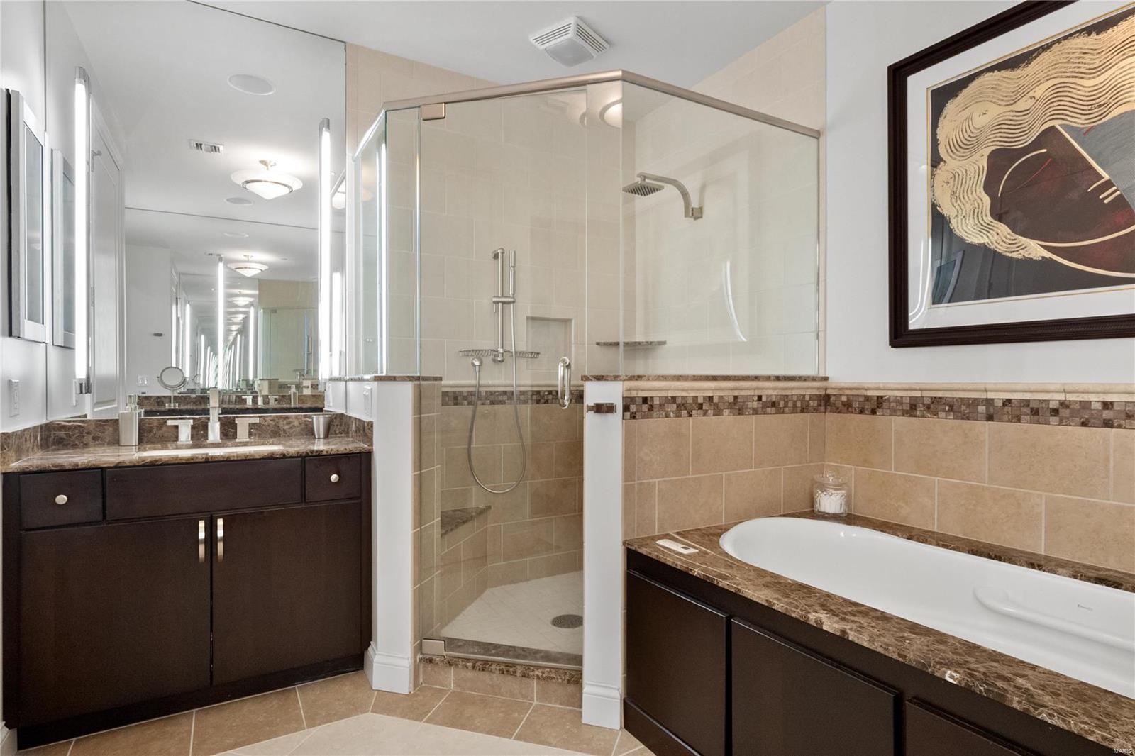 Crescent Condo - Residential