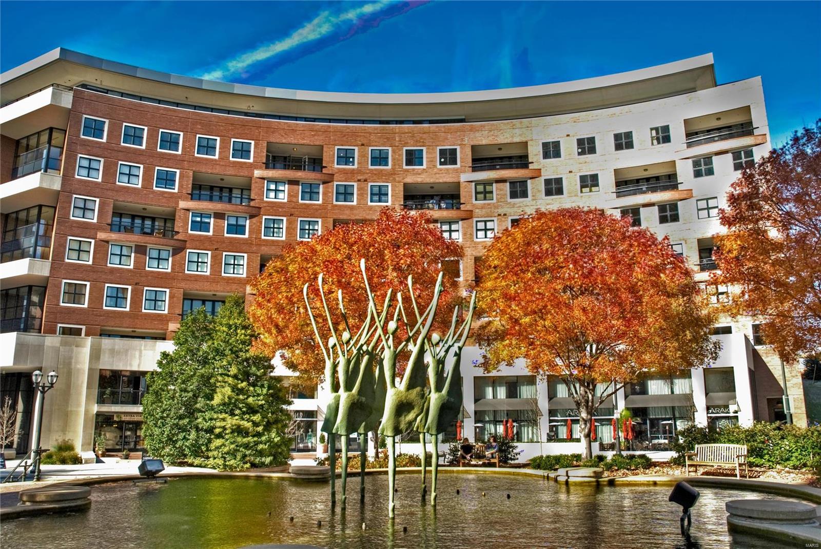 Crescent Condo - Residential