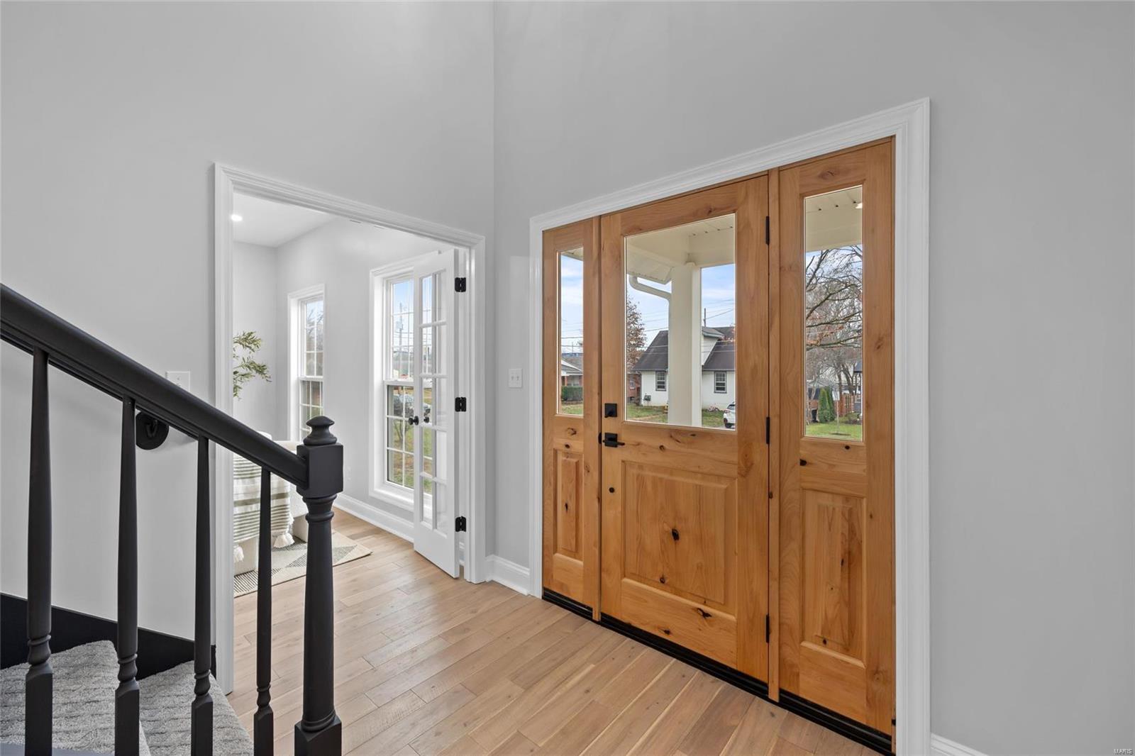 211 Midway Ave