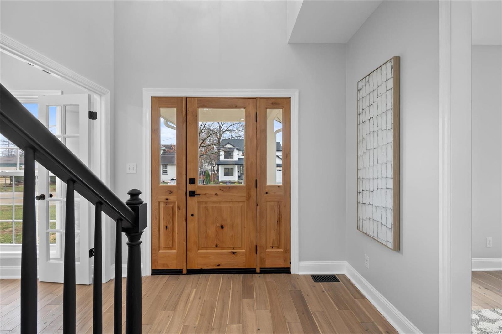 211 Midway Ave