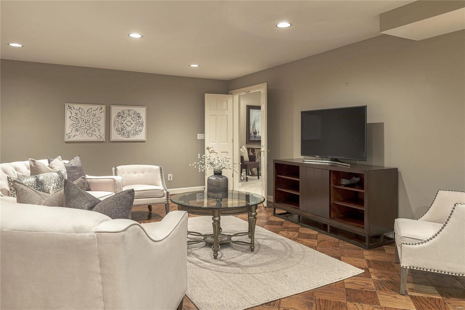 Turnberry Park - Residential