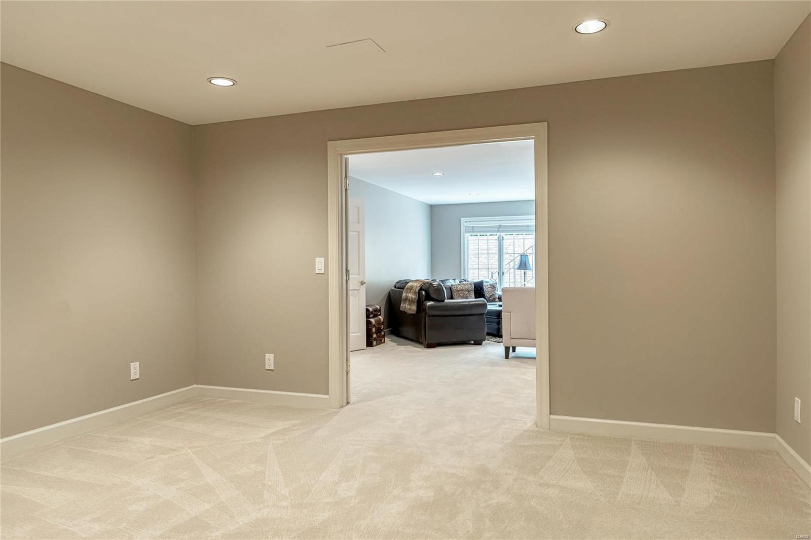 Turnberry Park - Residential