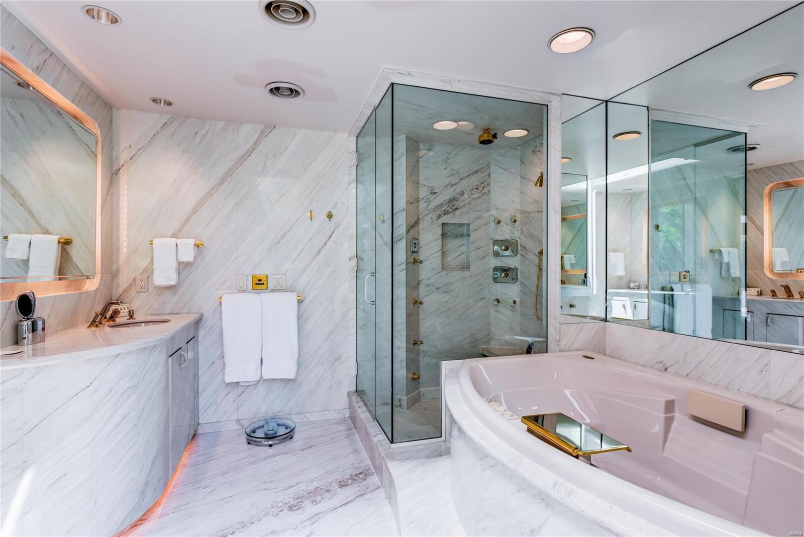 Hugo Essen Farm Sub Of Pt Lts 11 & 12 - Residential