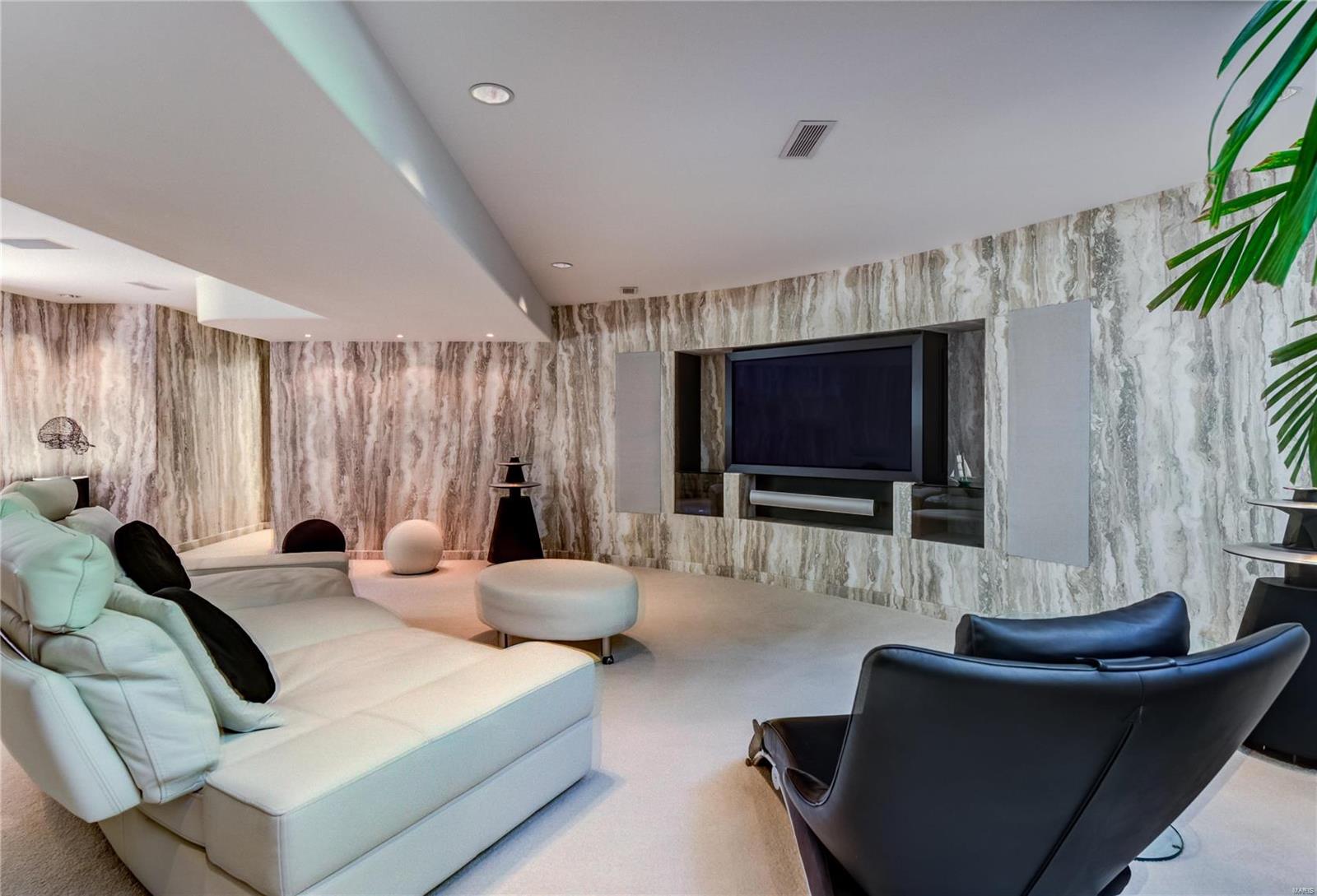 Hugo Essen Farm Sub Of Pt Lts 11 & 12 - Residential