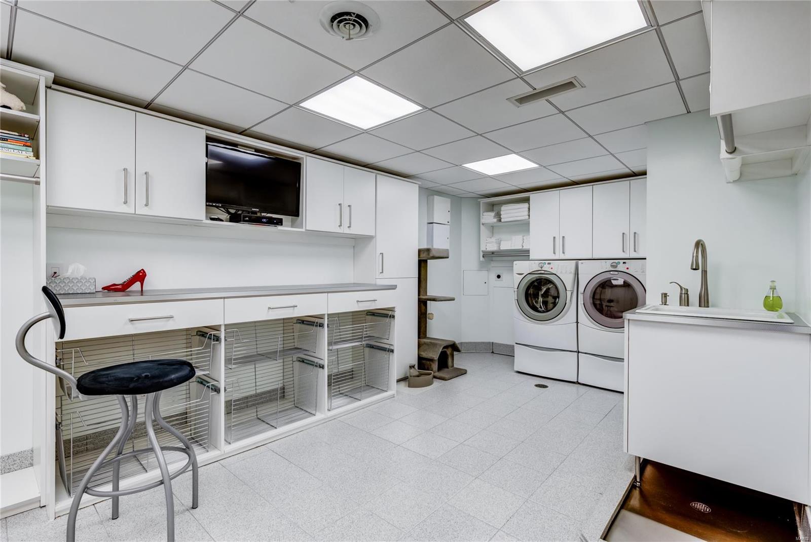 Hugo Essen Farm Sub Of Pt Lts 11 & 12 - Residential