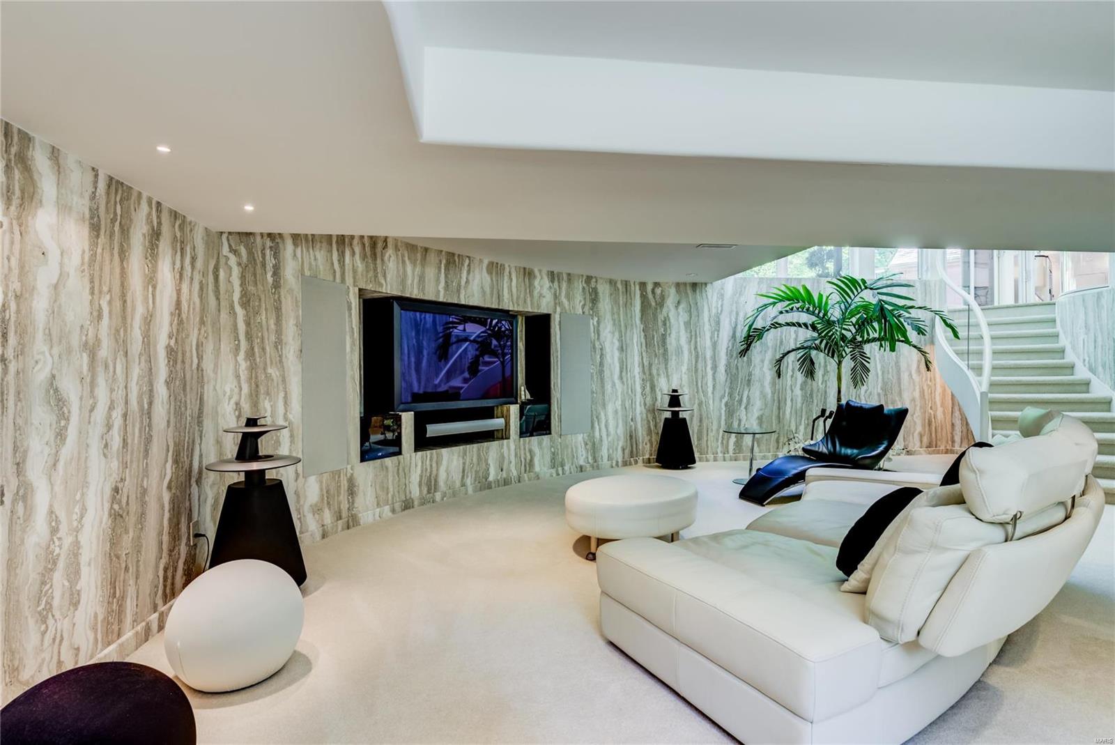 Hugo Essen Farm Sub Of Pt Lts 11 & 12 - Residential