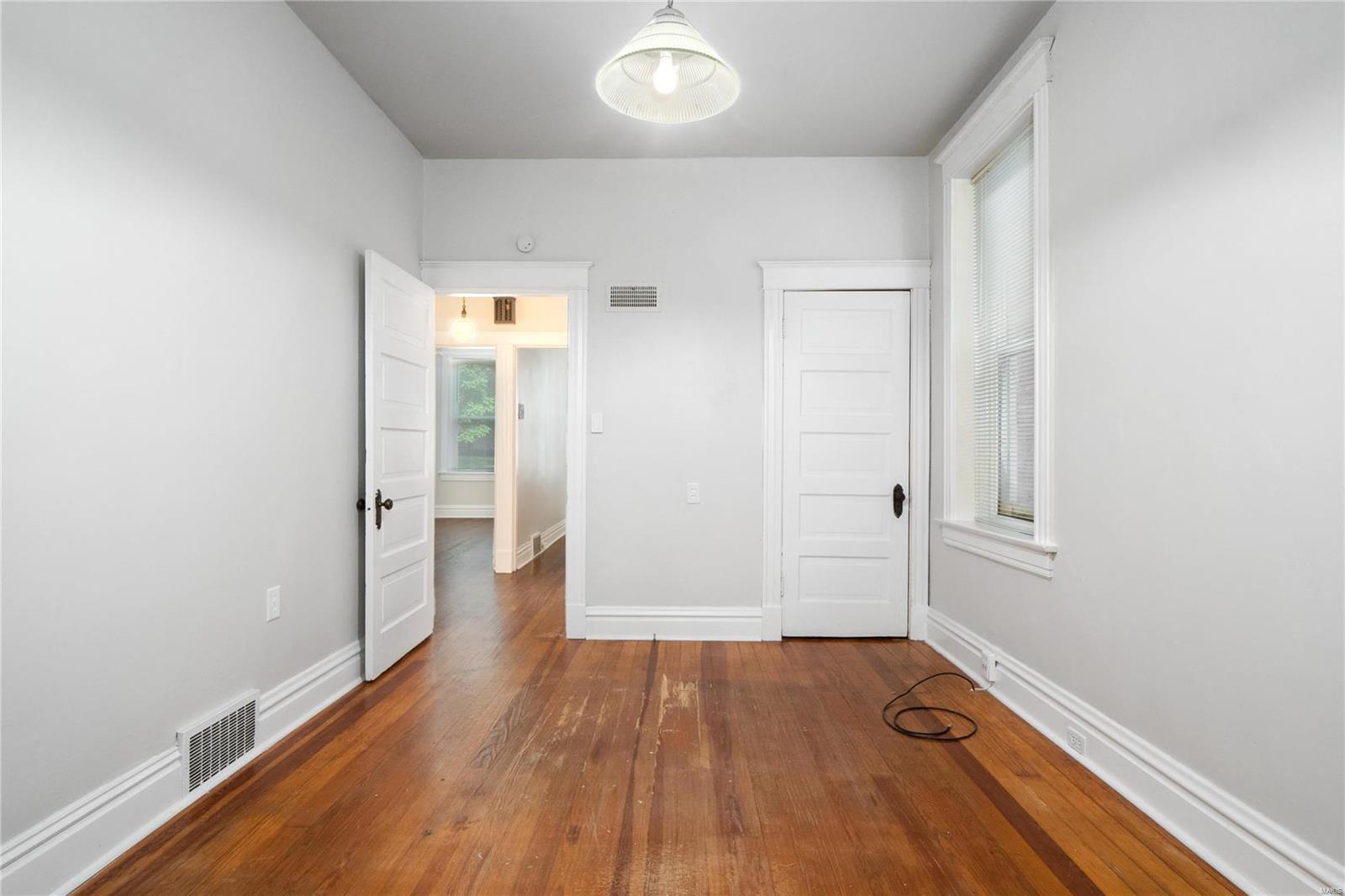 St Louis Commons Add - Residential