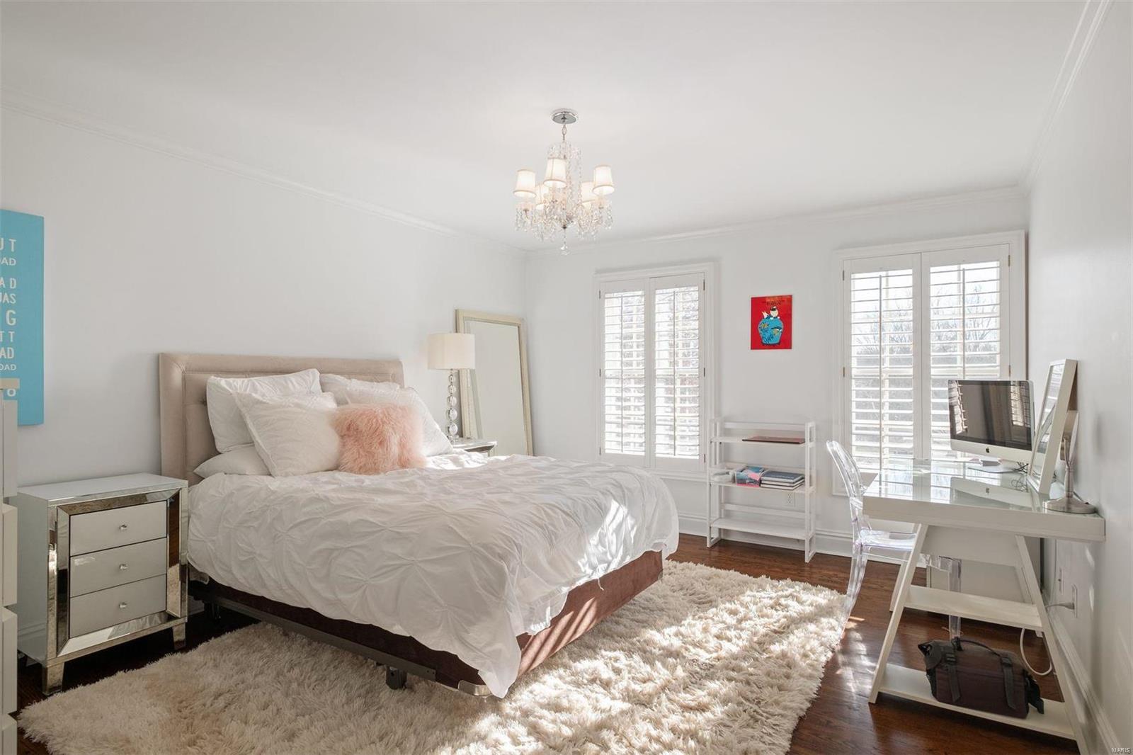 Chaminade Park - Residential