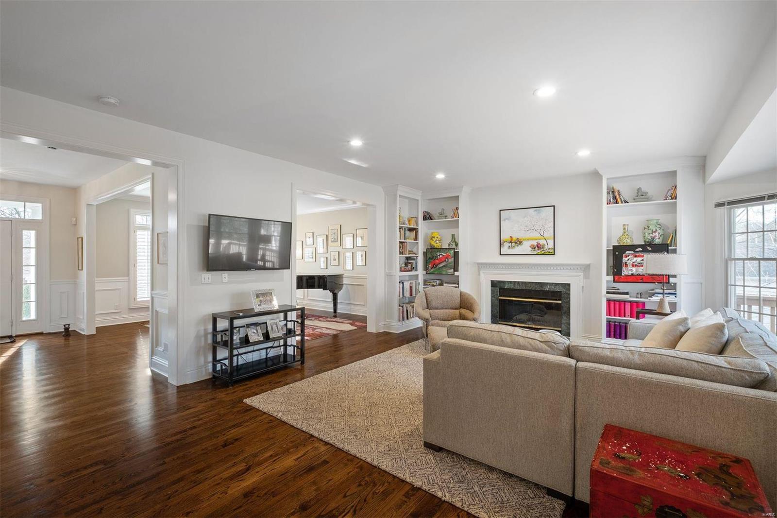 Chaminade Park - Residential