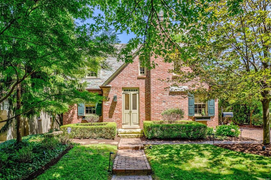 For comp purposes only. This home was sold off market.