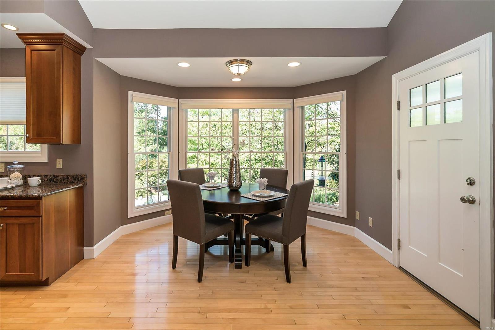 Ladue Meadows - Residential