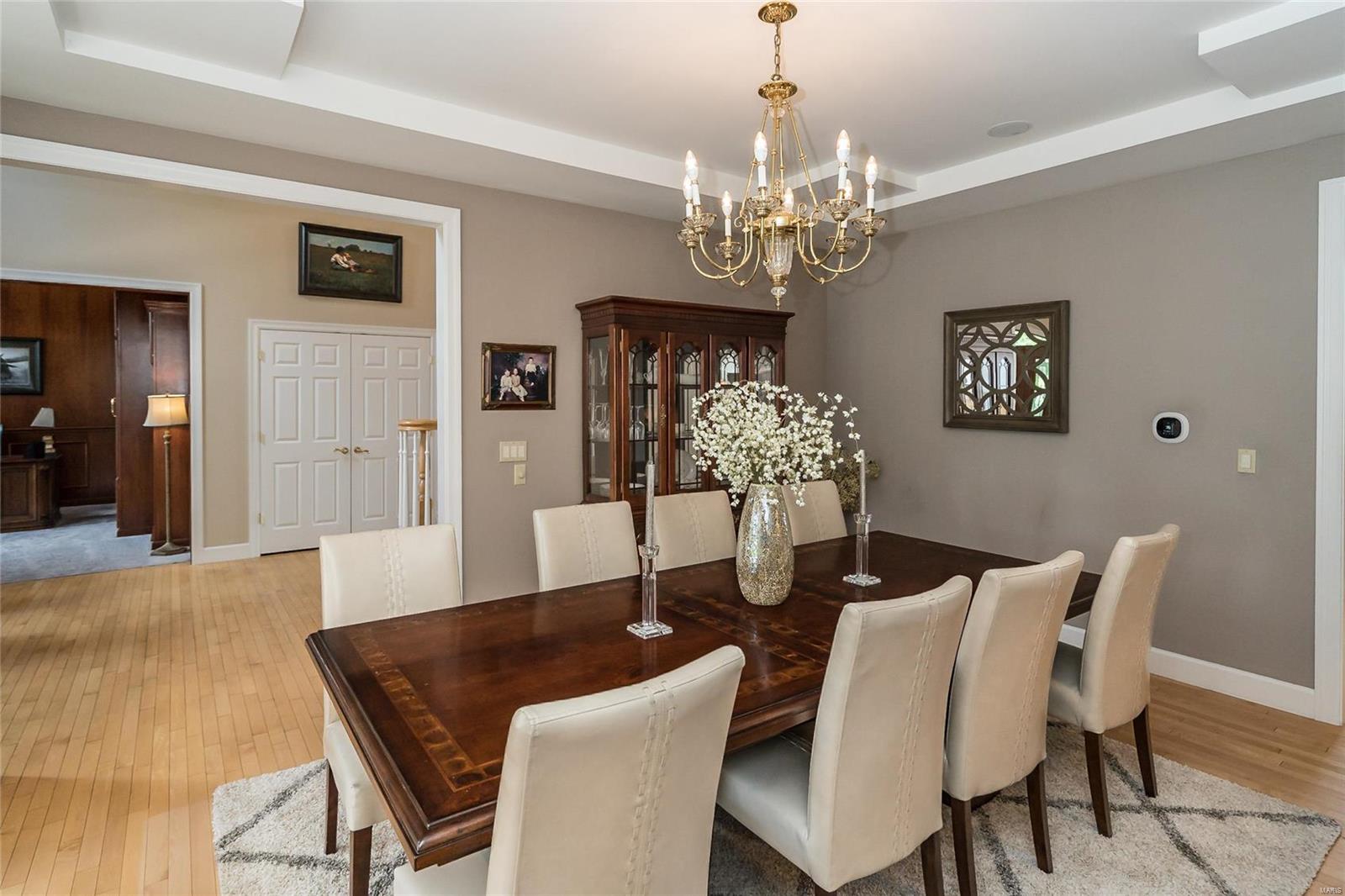 Ladue Meadows - Residential