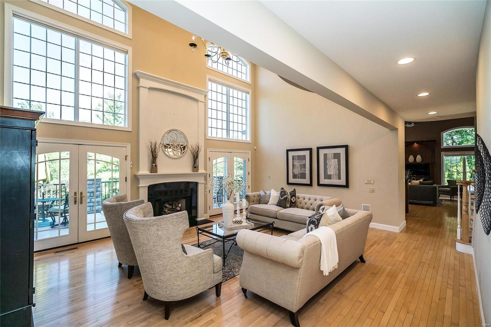 Ladue Meadows - Residential