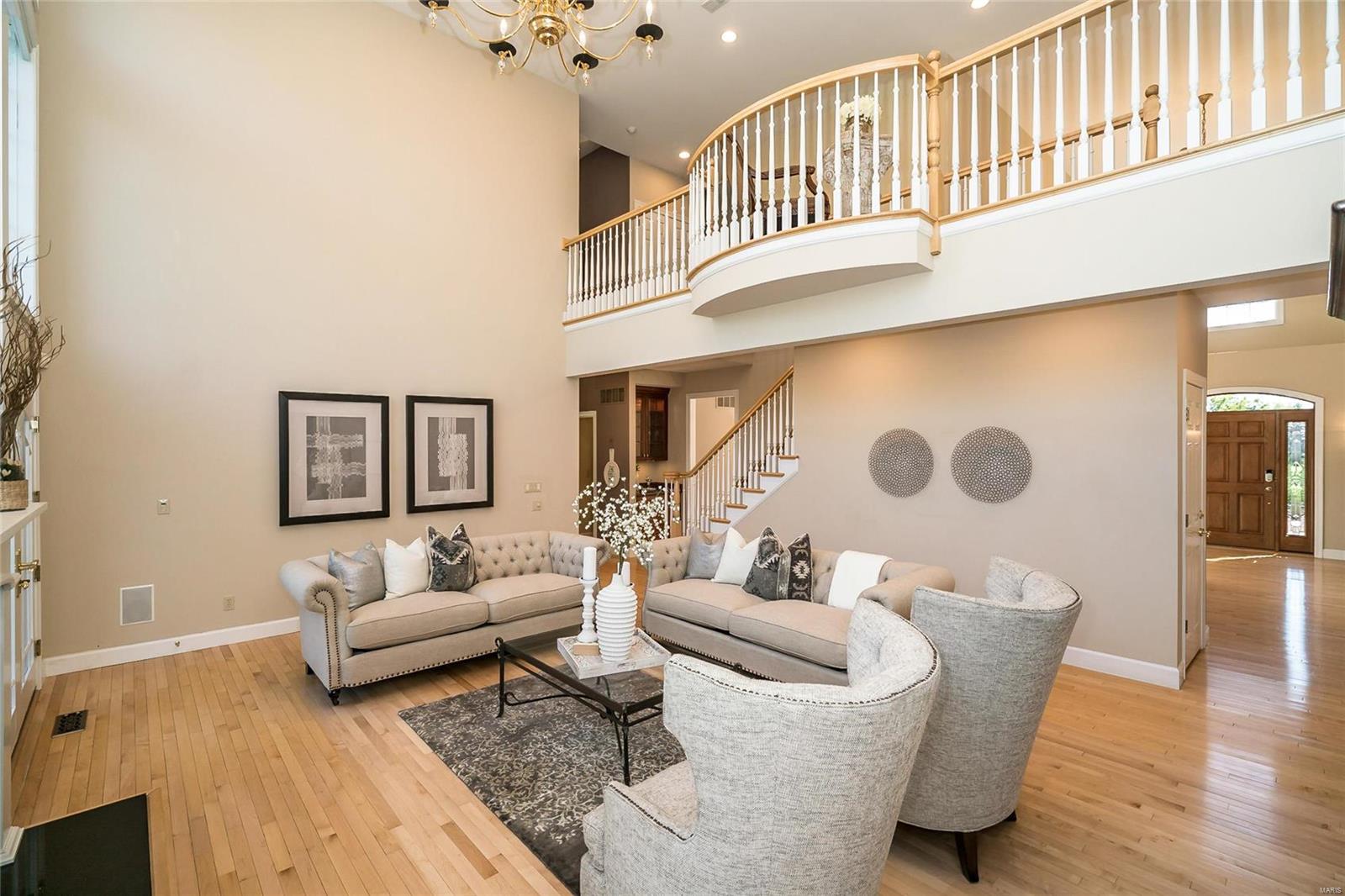 Ladue Meadows - Residential