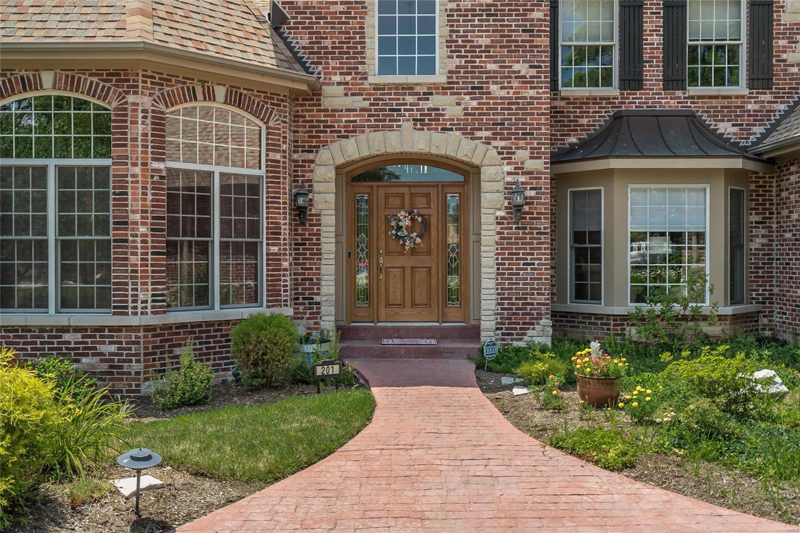 Ladue Meadows - Residential