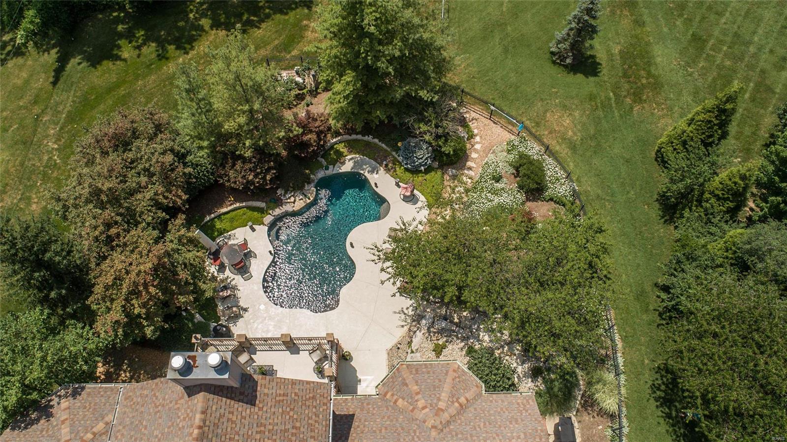 Ladue Meadows - Residential