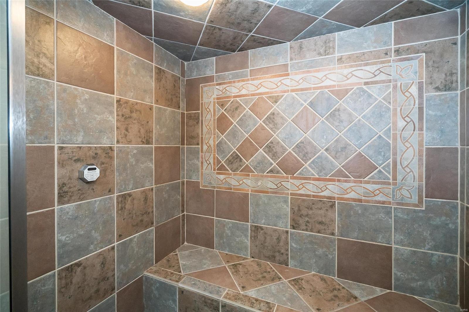 Ladue Meadows - Residential