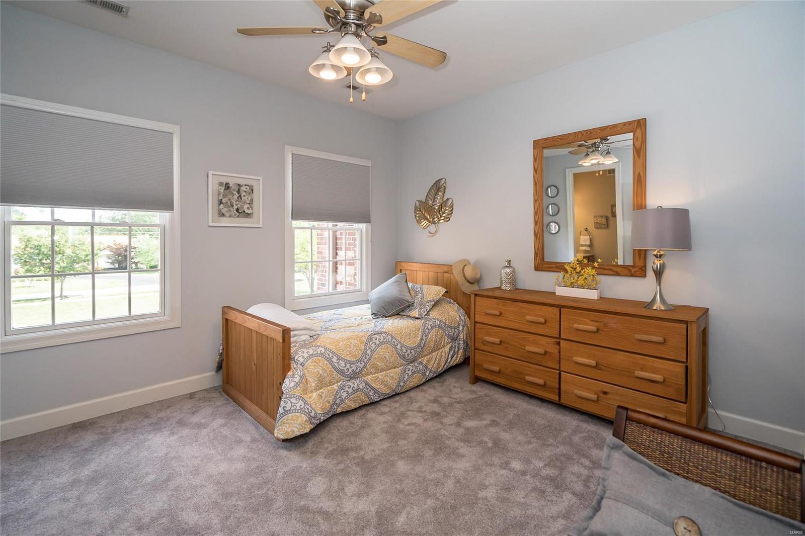 Ladue Meadows - Residential