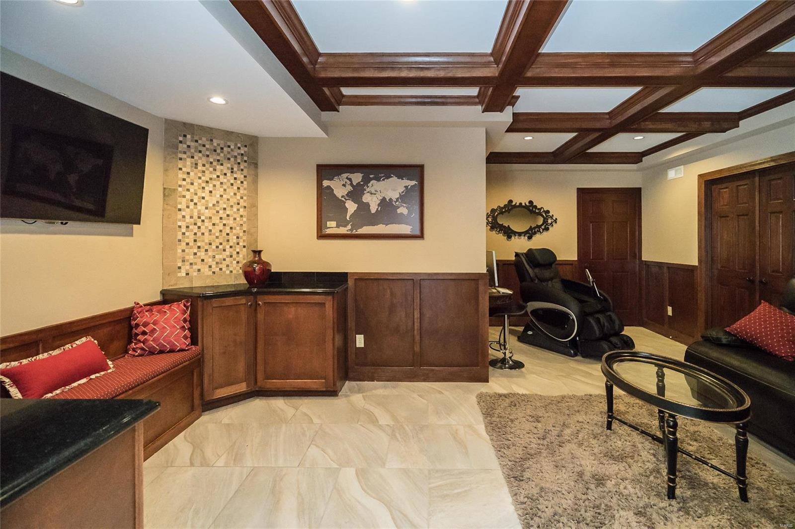 Ladue Meadows - Residential