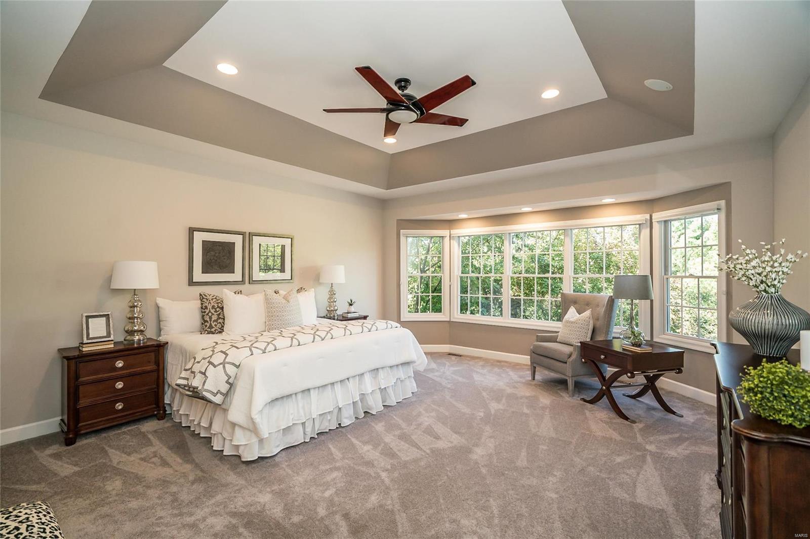 Ladue Meadows - Residential